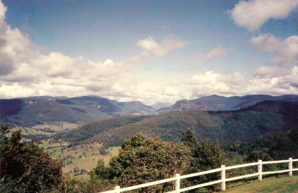 File:Rosin's Lookout Beechmont Queensland.jpg